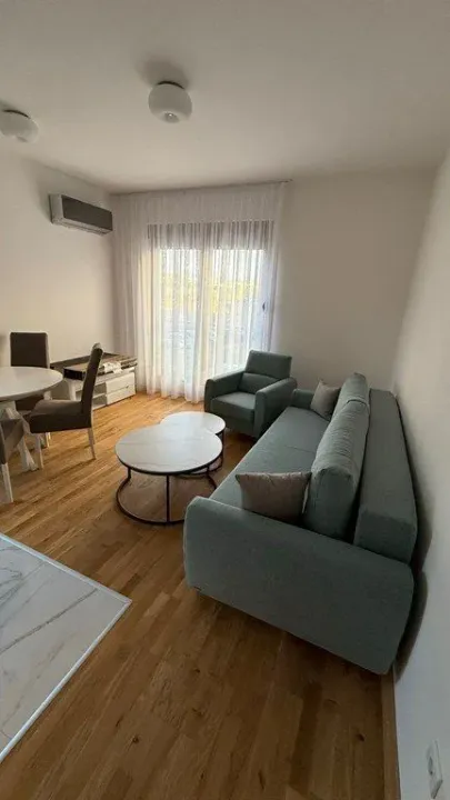 Izdavanje, jednosoban stan, 33m², Zabjelo, Podgorica