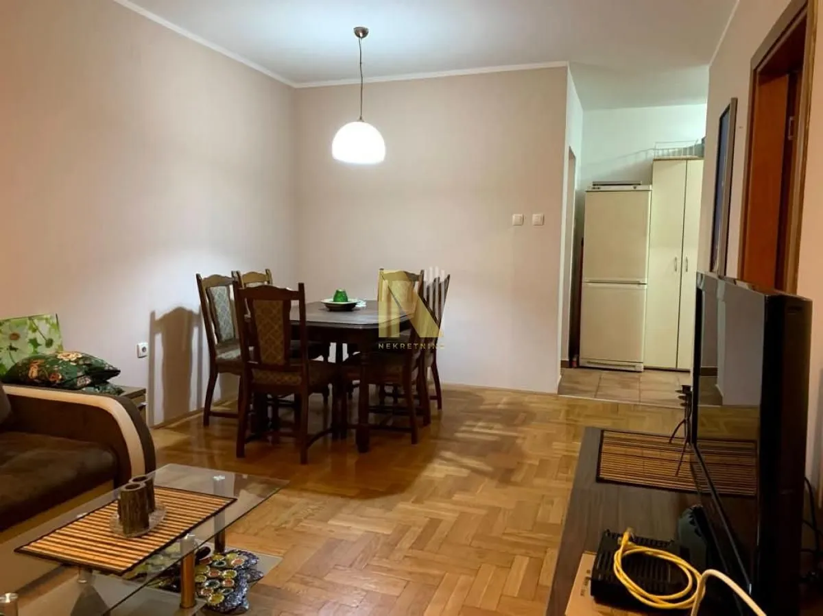 Prodaja, dvosoban stan, 44m², Bulevar Evrope, Novi Sad Sve Podlokacije