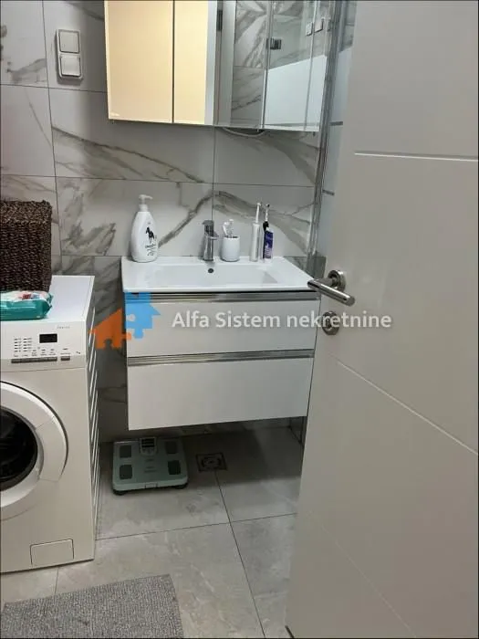 Rent, two bedroom apartment, 58m², Novi Beograd Blok 65, Novi Beograd Sve Podlokacije