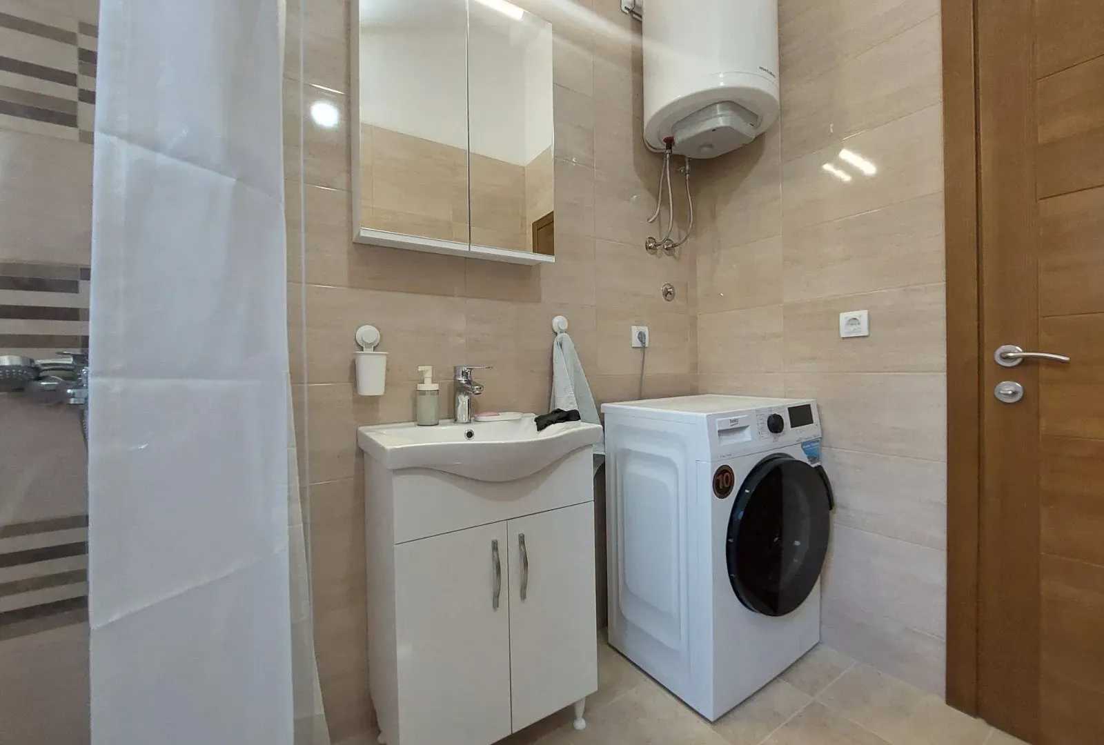 Rent, two bedroom apartment, 100m², Radanovići, Kotor