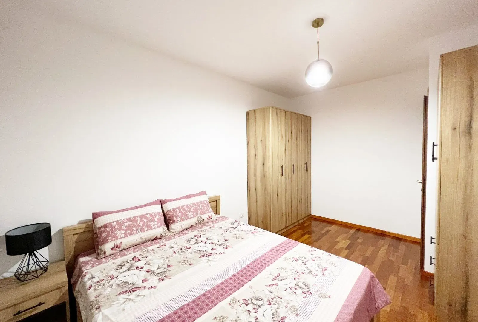 Rent, two bedroom apartment, 68m², City Kvart, Podgorica