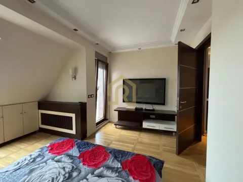 Izdavanje, stan, 240m², Crveni Krst, Beograd - image 15