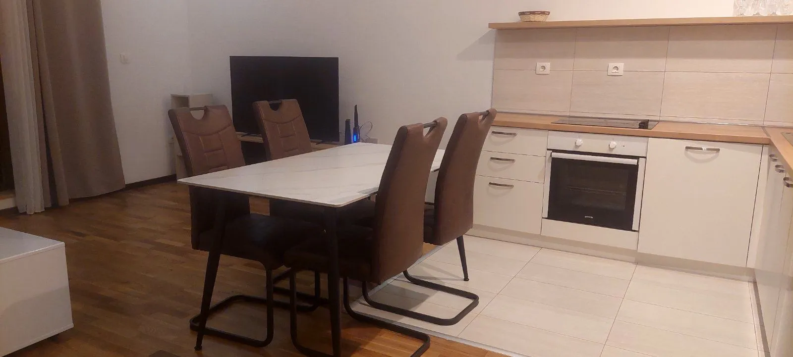 Izdavanje, stan, 60m², Budva, Crna Gora