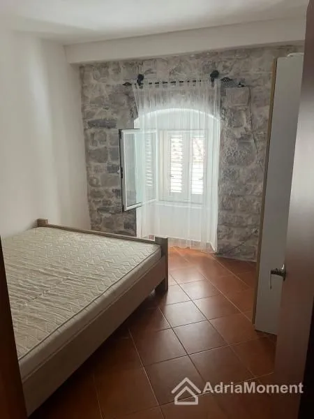 Prodaja, kuća, 220m², Risan, Kotor
