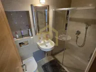 Izdavanje, trosoban stan, 184m², Vračar Hram, Vračar Sve Podlokacije - image 15