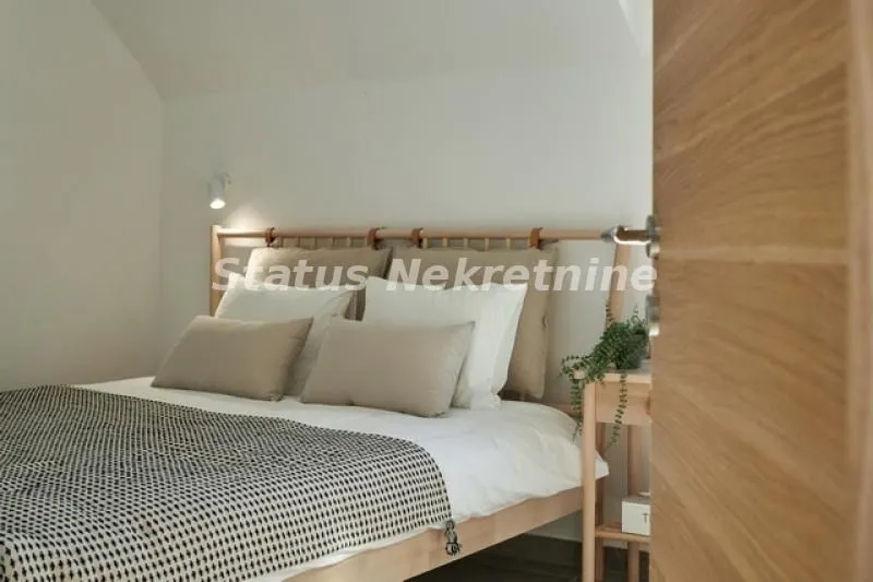 Izdavanje, kuća, 310m², Sremski Karlovci, Novi Sad