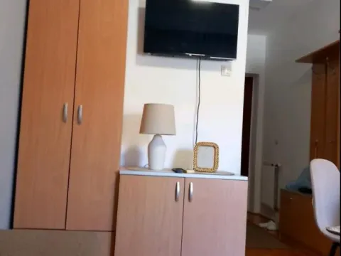 Izdavanje, garsonjera, 25m², Podbara, Novi Sad Sve Podlokacije - image 7