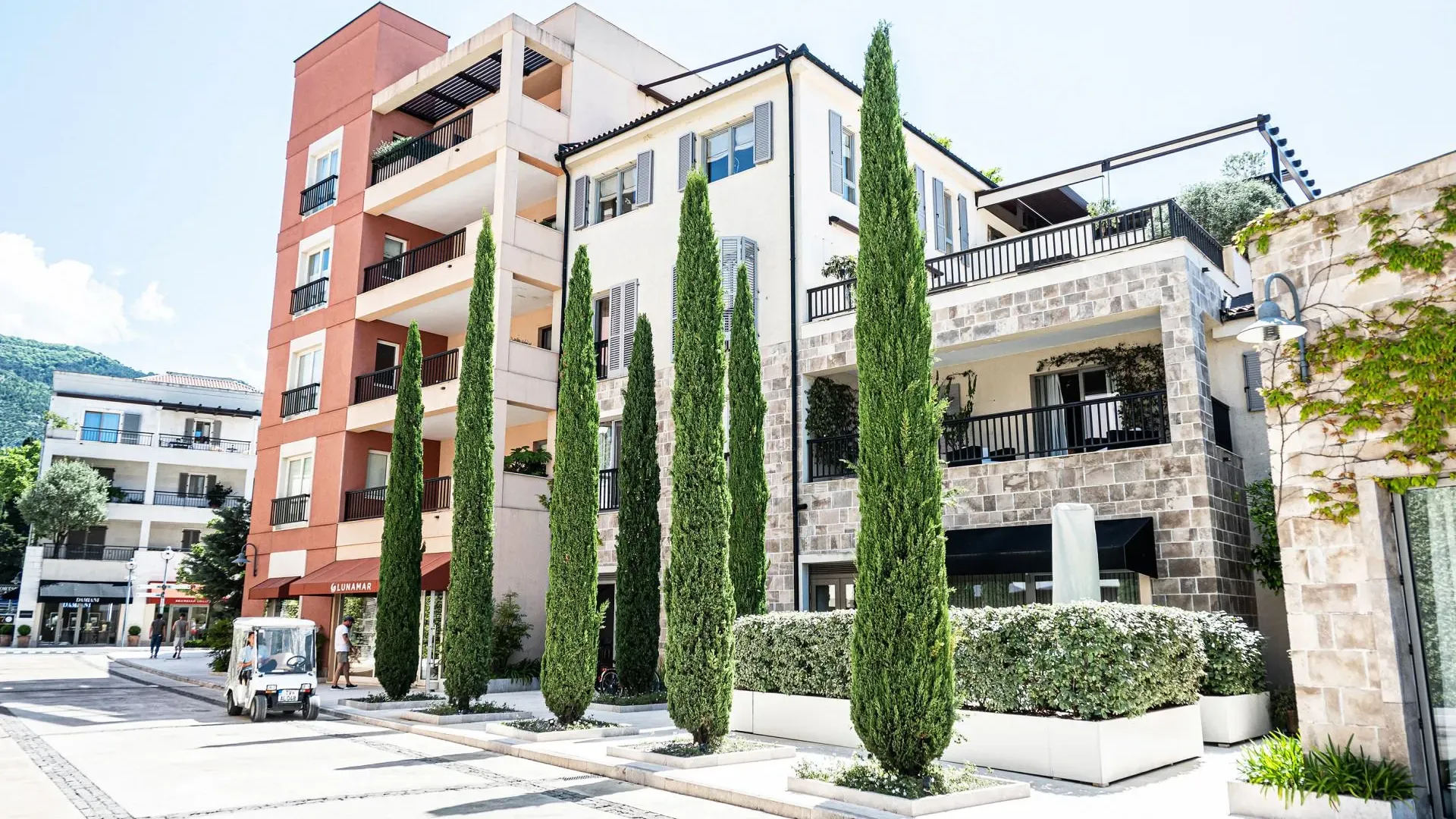 Rent, one bedroom apartment, 110m², Porto Montenegro, Tivat