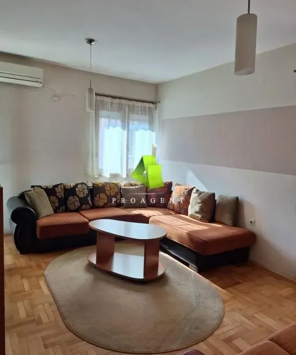 Izdavanje, dvosoban stan, 55m², Medijana, Niš