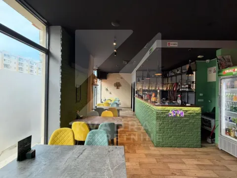 Prodaja, poslovni prostor, 77m², Stari Aerodrom, Podgorica - image 3