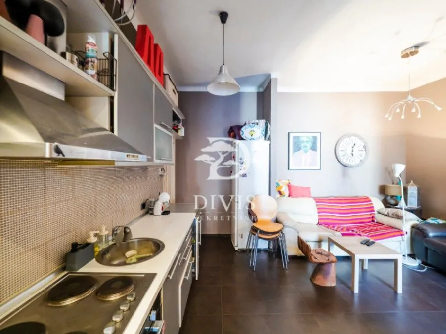 Prodaja, trosoban stan, 81m², Stari Grad, Beograd