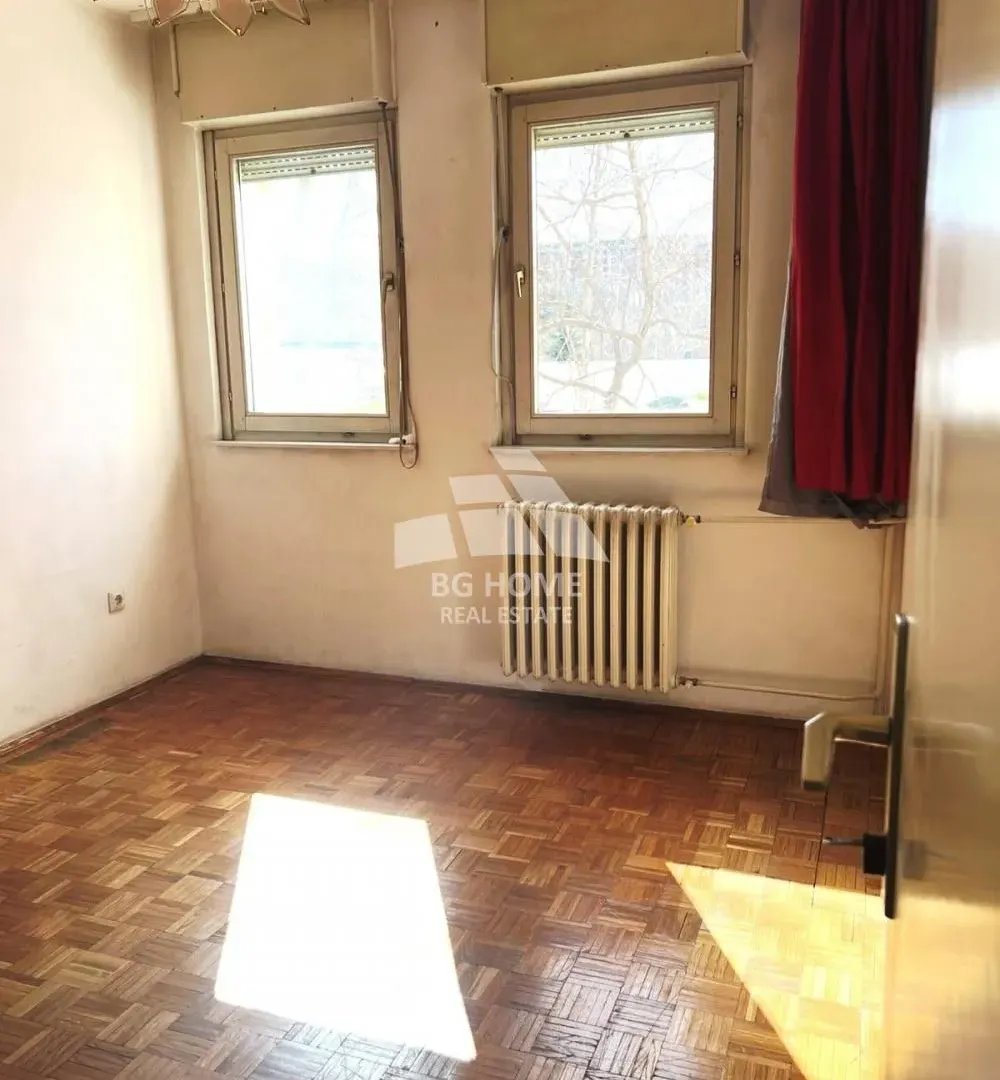 Sale, three bedroom apartment, 70m², Brace Jerković, Voždovac Sve Podlokacije