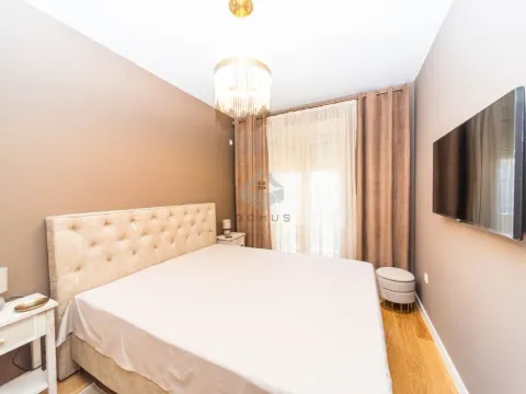 Izdavanje, jednosoban stan, 48m², Central Point, Podgorica - image 6