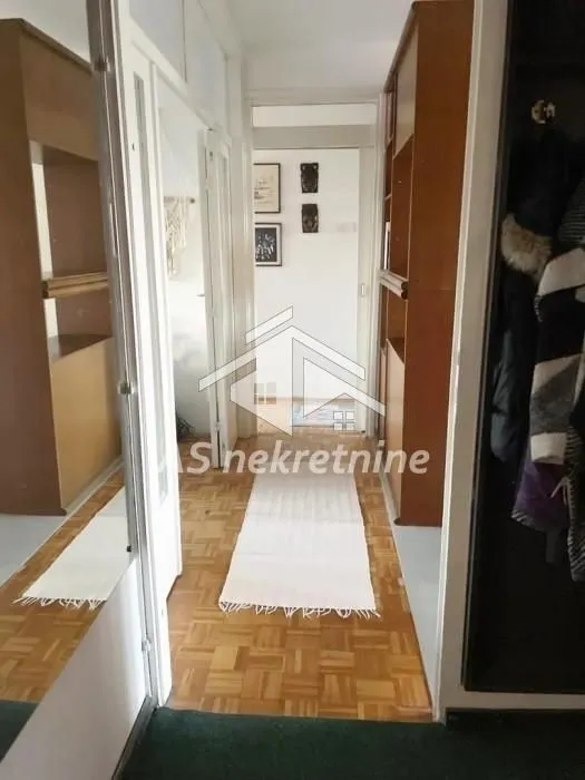 Rent, four bedroom apartment, 93m², Cvetni Trg, Vračar Sve Podlokacije