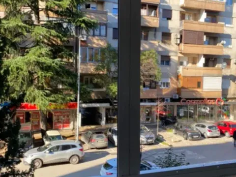 Izdavanje, dvosoban stan, 85m², Preko Morače, Podgorica - image 4