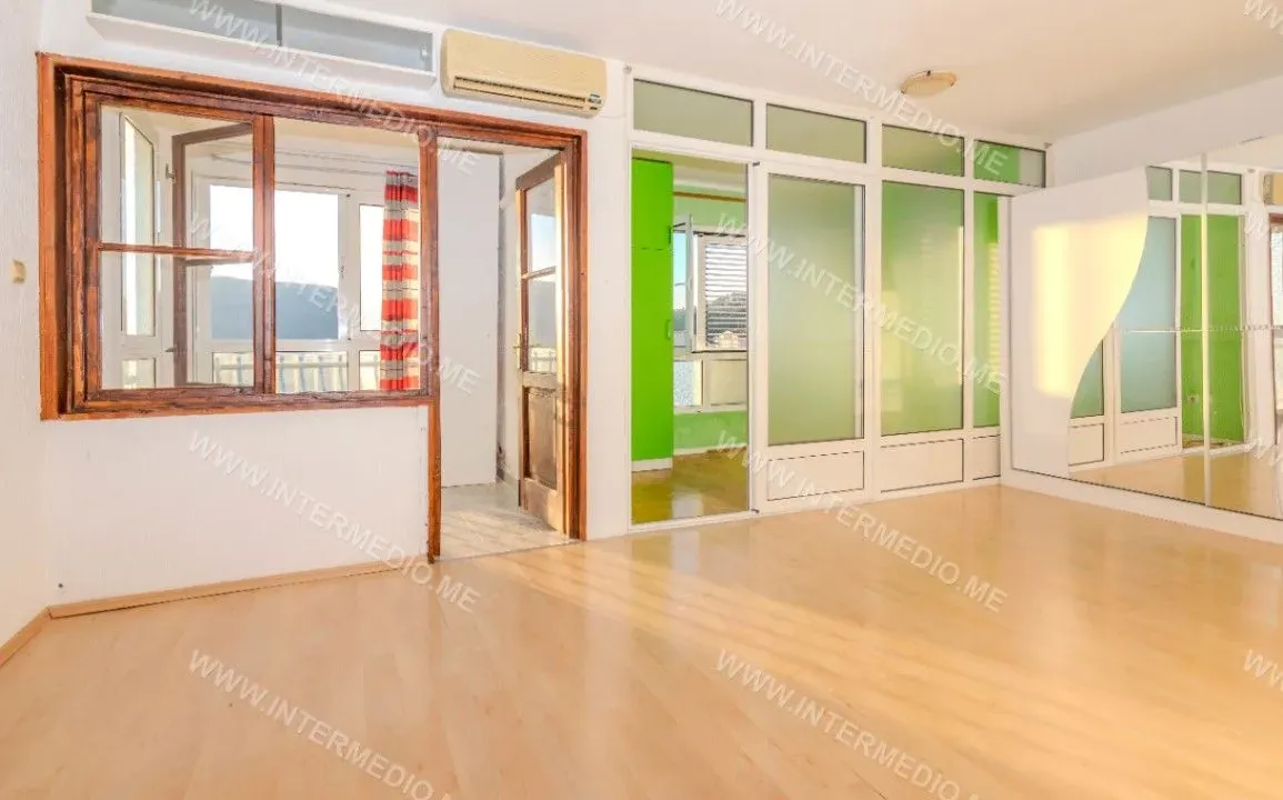 Prodaja, jednosoban stan, 49m², Topla, Herceg Novi