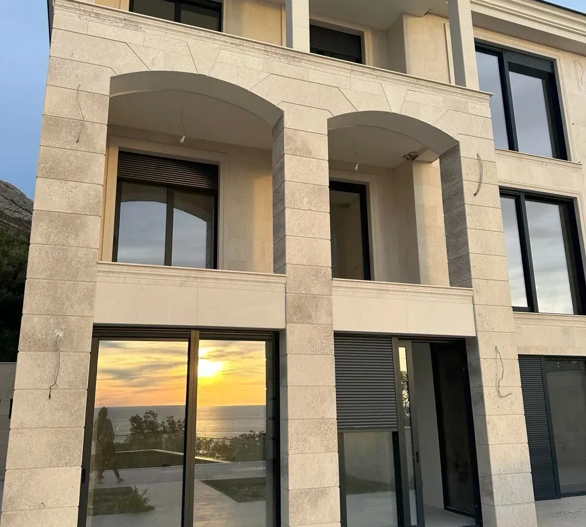 Sale, house, 268m², Reževići, Budva