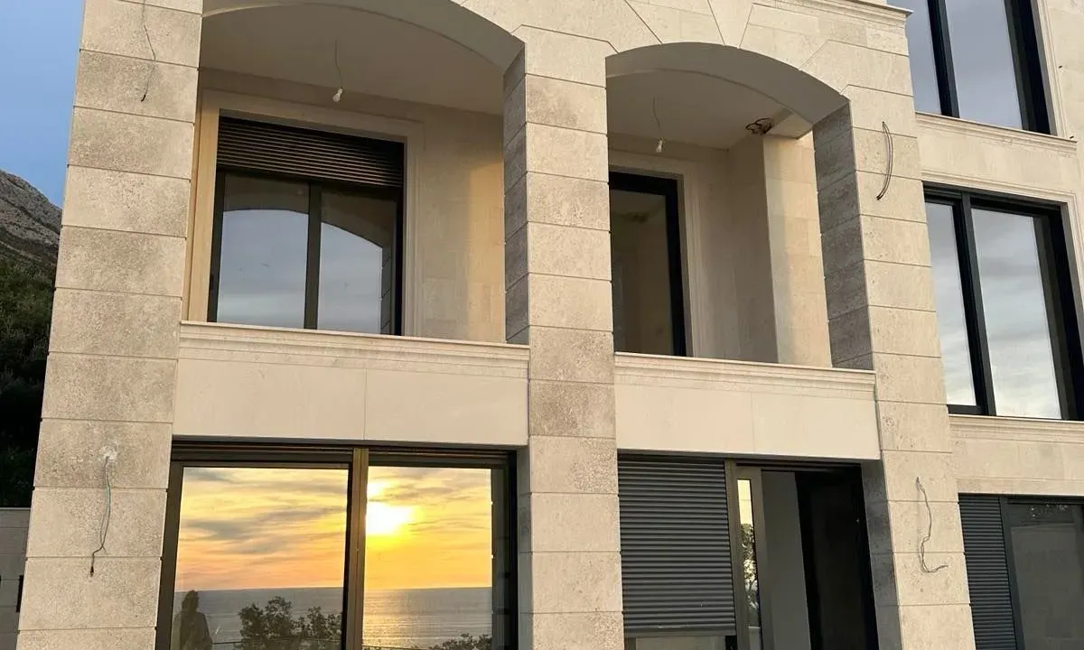 Prodaja, kuća, 268m², Reževići, Budva