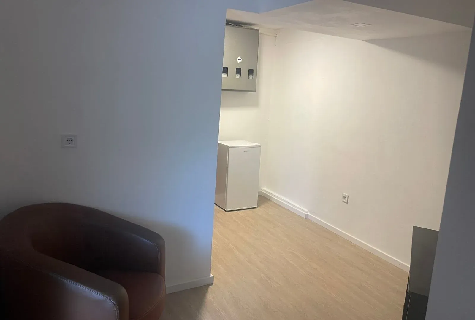 Rent, office space, 45m², Zaobilaznica, Budva