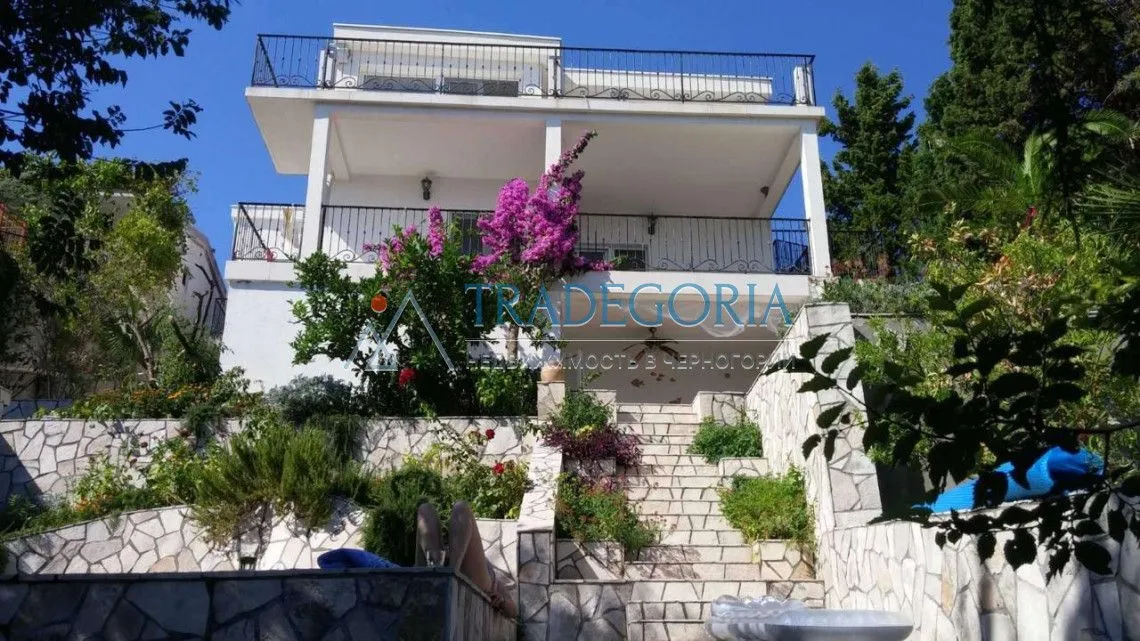 Prodaja, kuća, 228m², Sutomore, Bar