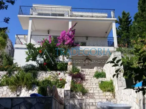 Prodaja, kuća, 228m², Sutomore, Bar