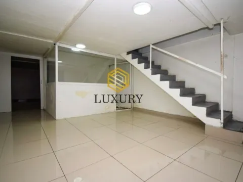 Izdavanje, poslovni prostor, 130m², Centar, Podgorica - image 3