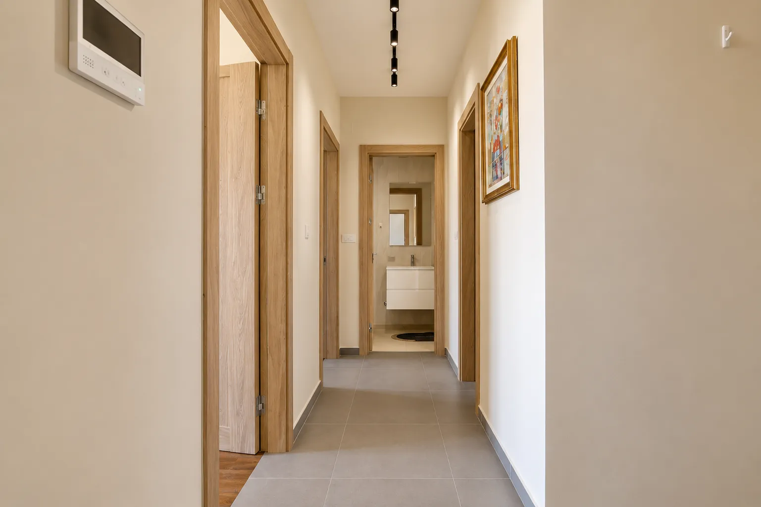 Rent, two bedroom apartment, 72m², Master Kvart, Podgorica
