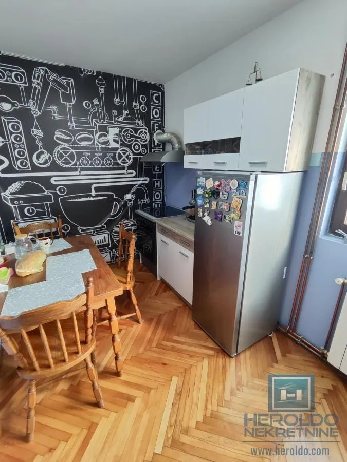 Prodaja, kuća, 250m², Budžino brdo, Jagodina