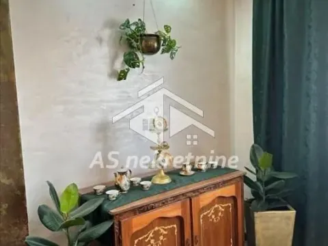 Izdavanje, trosoban stan, 80m², Čubura, Beograd - image 8