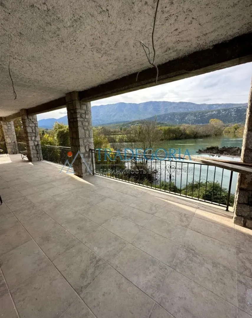 Prodaja, ugostiteljski objekat, 400m², Danilovgrad, Crna Gora