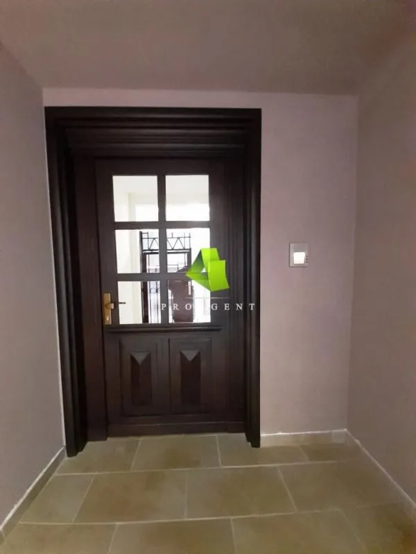 Izdavanje, poslovni prostor, 305m², Medijana, Niš