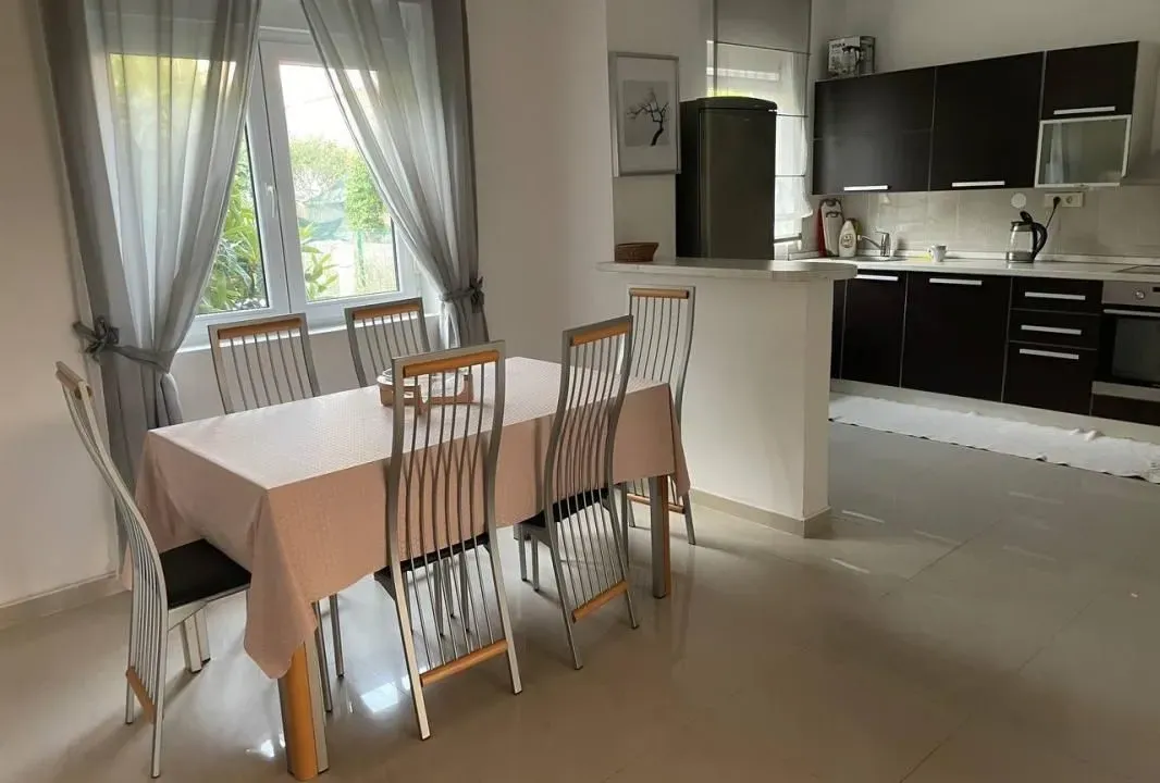 Sale, three bedroom apartment, 83m², Petrovac, Budva