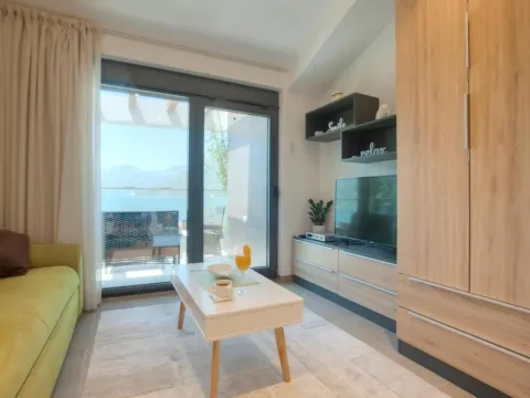 Prodaja, kuća, 210m², Dobrota, Kotor - image 6