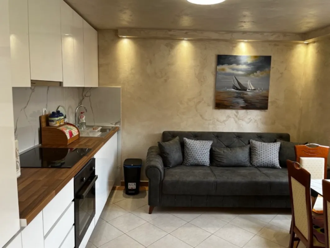 Sale, two bedroom apartment, 70m², Gospoština, Budva