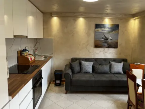 Prodaja, dvosoban stan, 70m², Gospoština, Budva - image 10