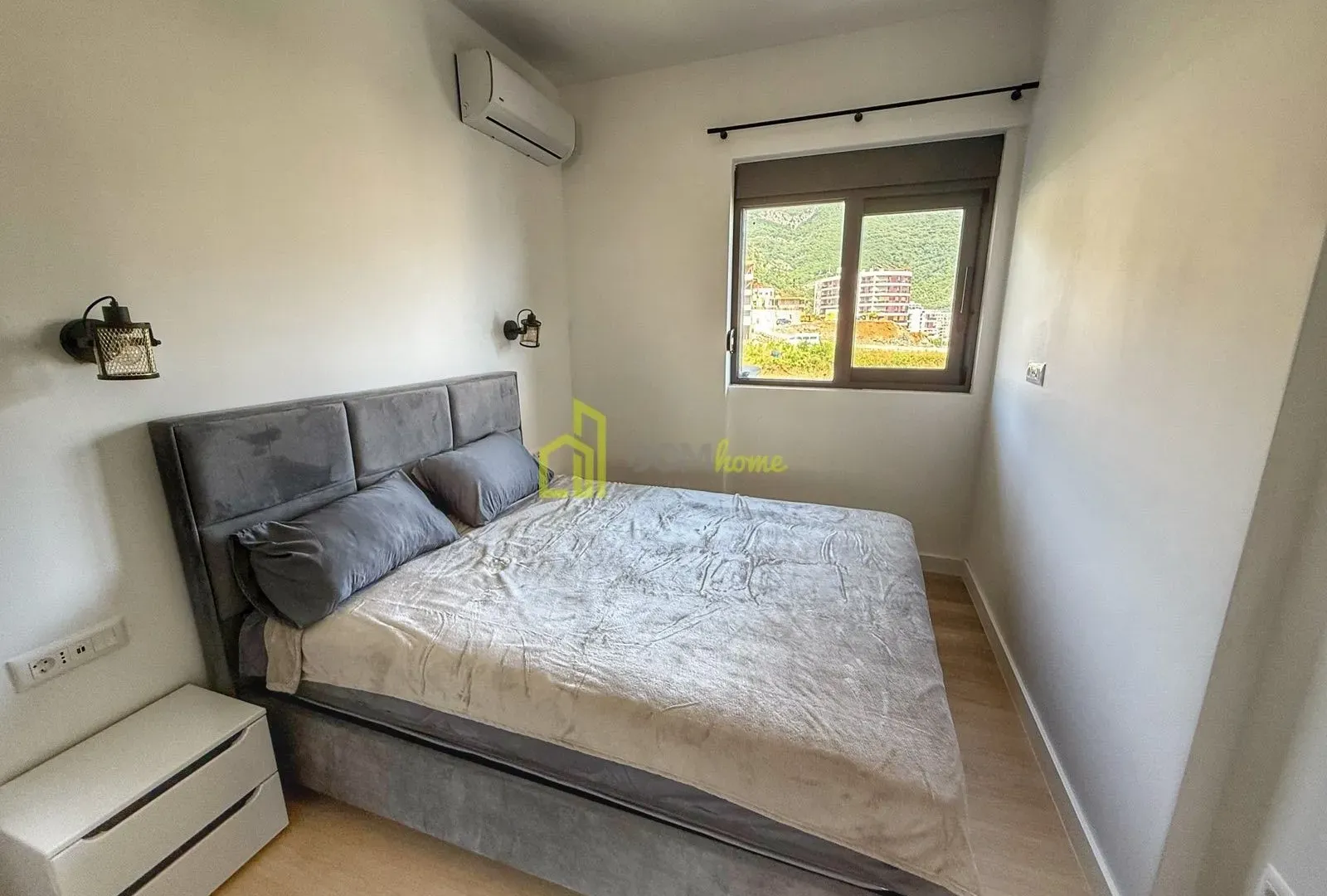 Izdavanje, dvosoban stan, 67m², Bečići, Budva