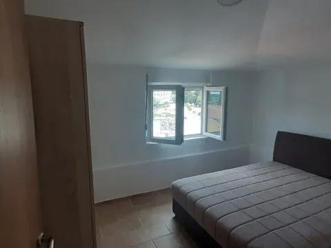 Prodaja, stan, 74m², Podgorica, Crna Gora - image 5