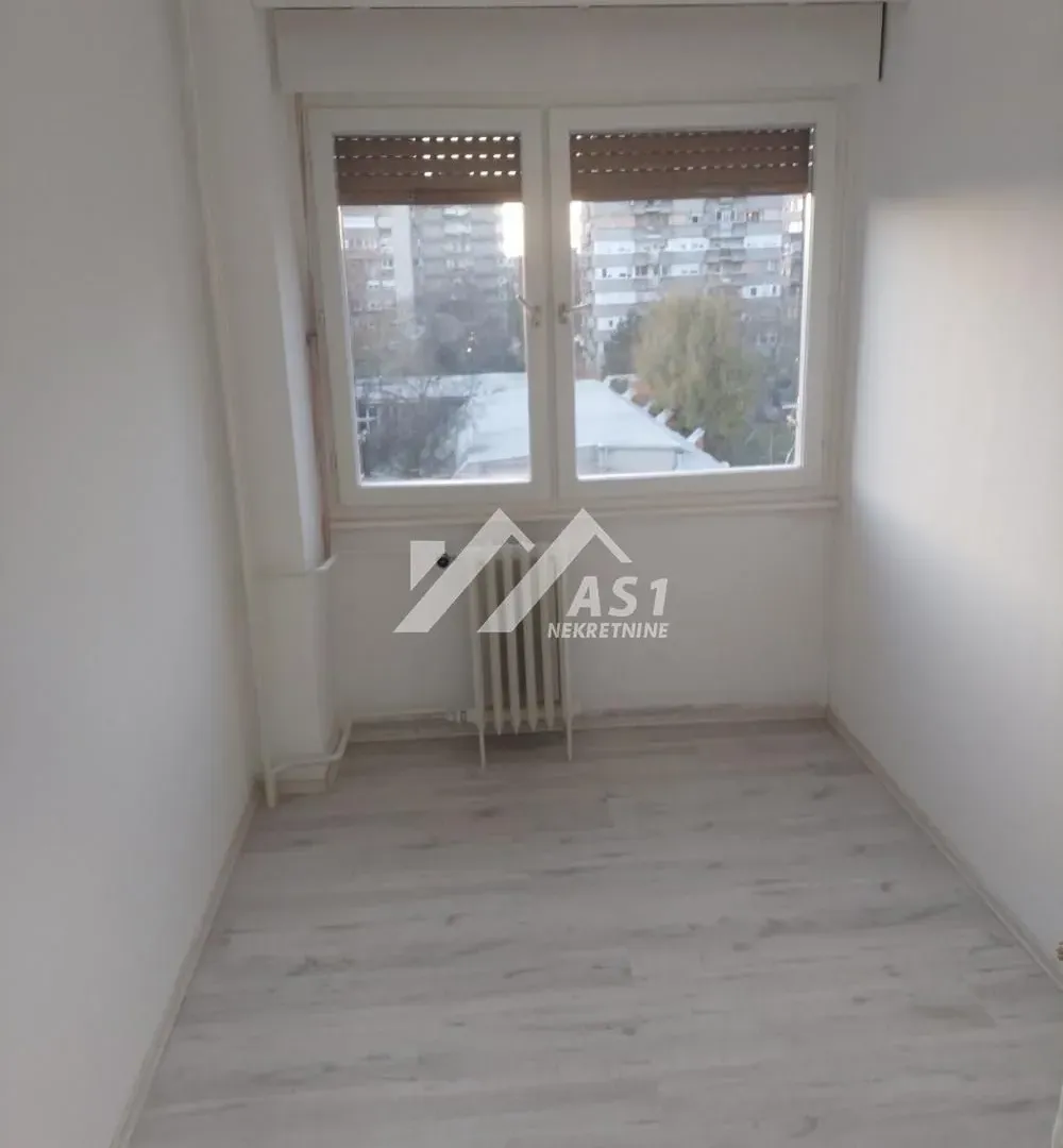Izdavanje, trosoban stan, 78m², Liman 3, Novi Sad Sve Podlokacije