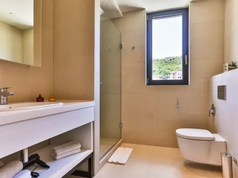 Sale, two bedroom apartment, 110m², Rafailovići, Budva - image 11