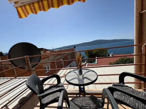 Rent, two bedroom apartment, 49m², Donja Lastva, Tivat - image 13