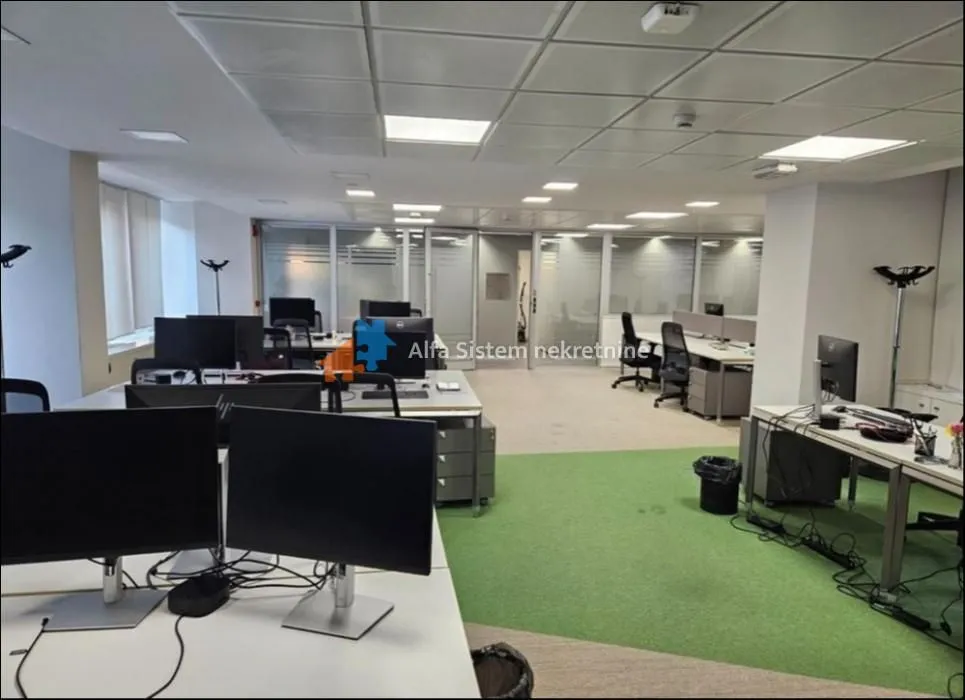 Rent, office space, 300m², Stari Grad, Beograd