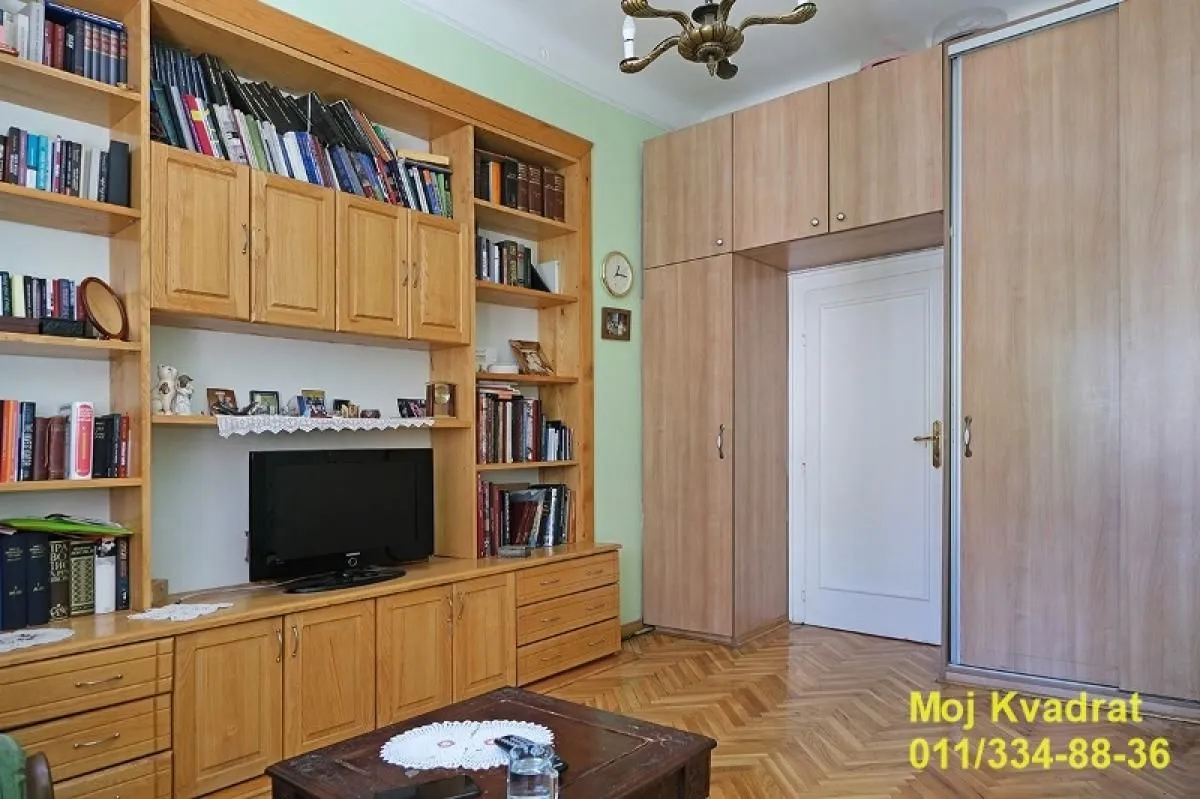 Prodaja, trosoban stan, 105m², Stari Grad, Beograd