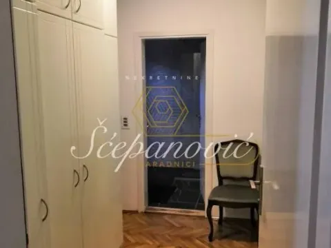 Izdavanje, dvosoban stan, 64m², Centar, Novi Sad - image 14