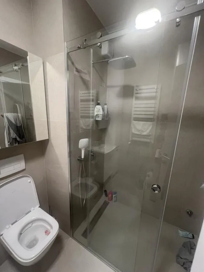 Izdavanje, jednosoban stan, 56m², Niš, Srbija