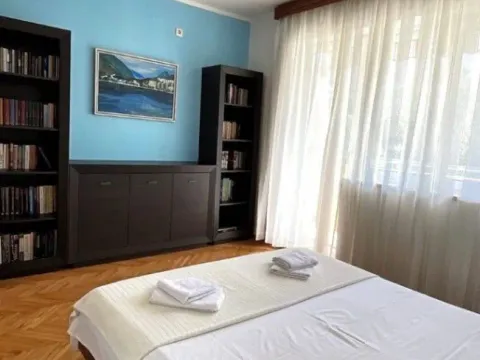 Izdavanje, jednosoban stan, 60m², Igalo, Herceg Novi - image 7