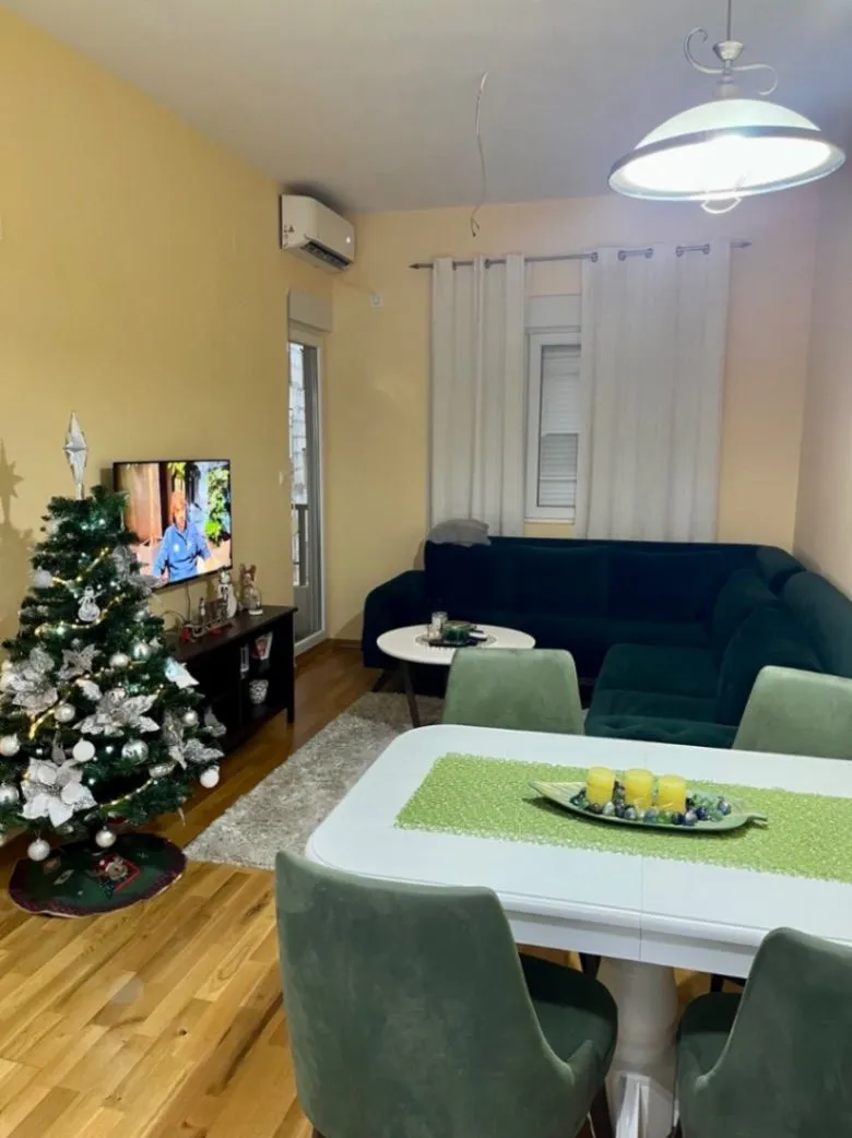 Izdavanje, dvosoban stan, 59m², Ljubović, Podgorica