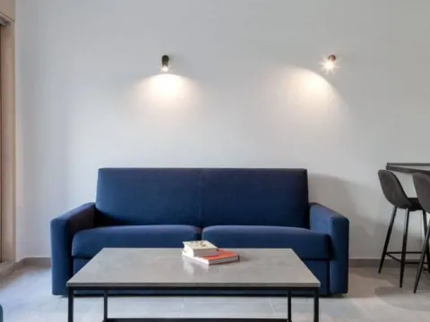 Prodaja, jednosoban stan, 73m², Dobrota, Kotor - image 4