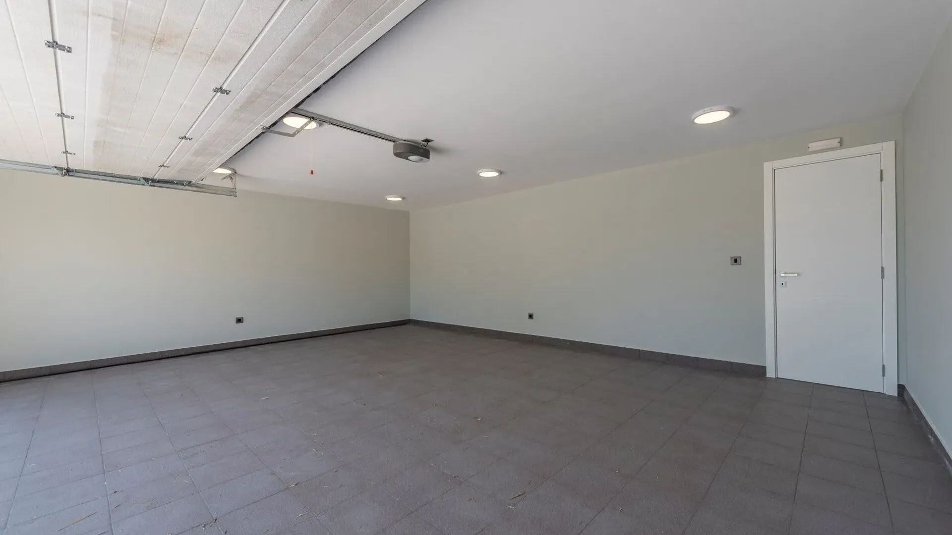 Prodaja, kuća, 558m², Tivat, Crna Gora