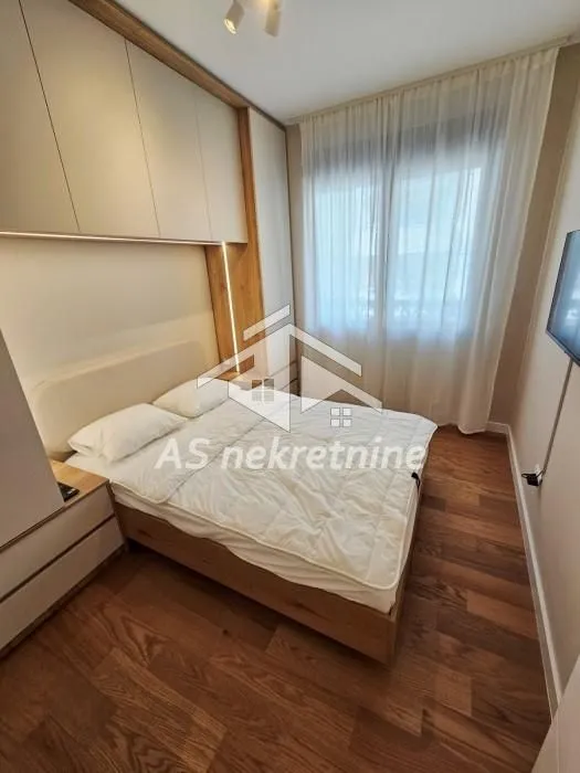 Rent, two bedroom apartment, 42m², Lekino Brdo, Voždovac Sve Podlokacije