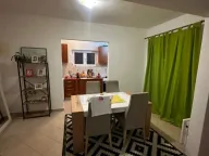 Izdavanje, dvosoban stan, 100m², Marići, Tivat - image 1